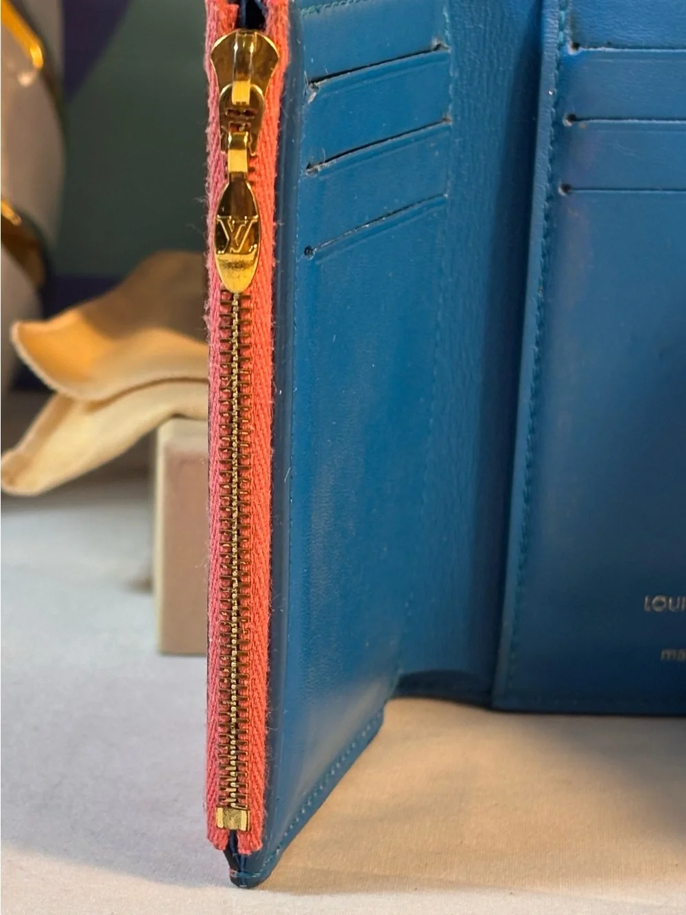 Louis Vuitton Pont 9 Compact Trifold - Picture 9 of 16